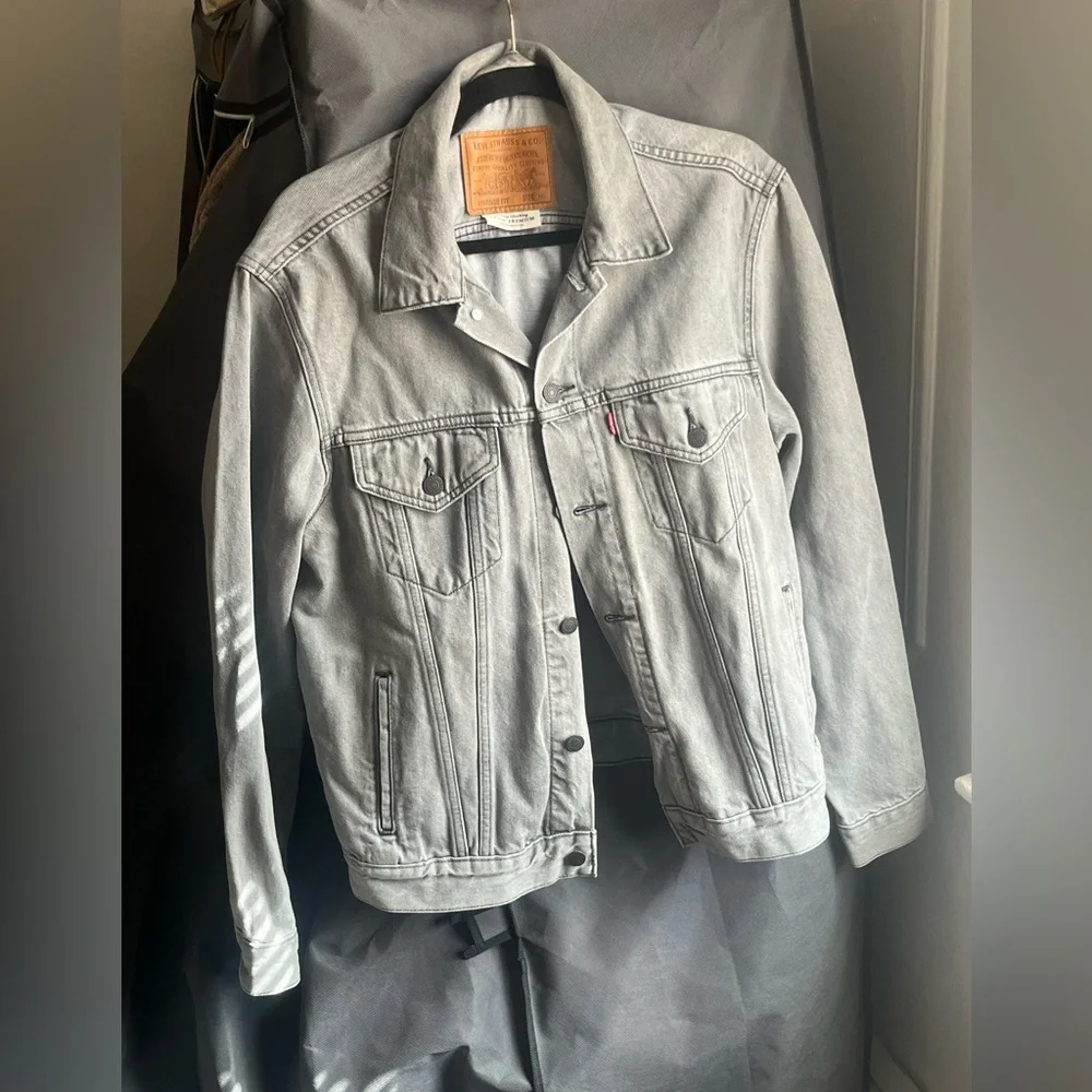Levi’s Denim Trucker Jacket (Grey) - Picture 1 of 7